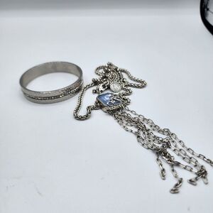 Jessica Simpson necklace & bracelet set